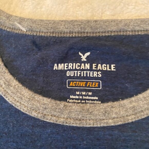 America Eagle Outfitters Short Sleeve Women's Medium Blue/Gray T-Shirt - Picture 3 of 4